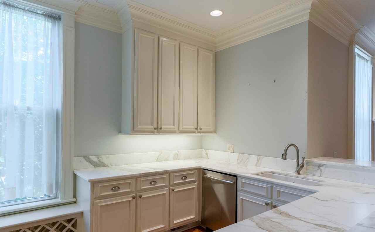 45 Greenfield Ave - Photo 6 of 19