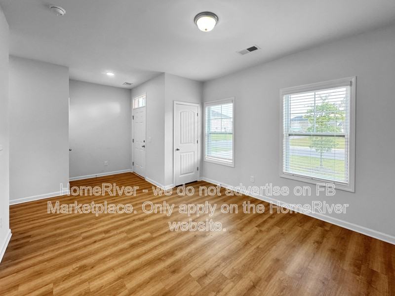 70 Rallidae Ct - Photo 7 of 28