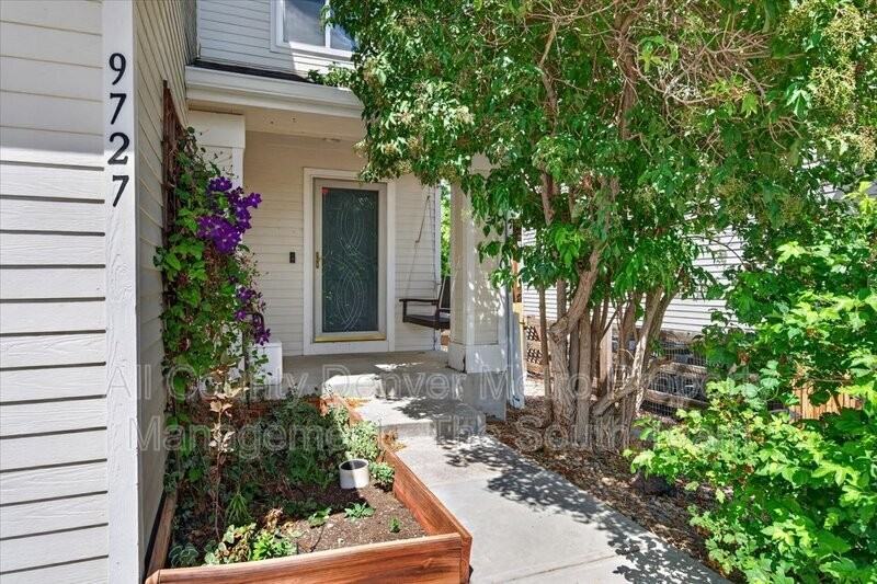 9727 Marmot Ridge Cir - Photo 3 of 28