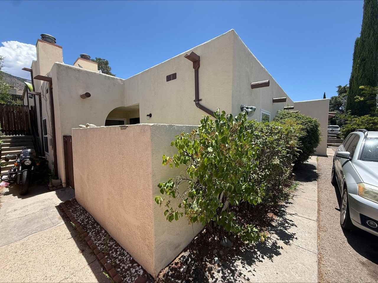 2828 Palo Verde Dr Ne - Photo 2 of 21