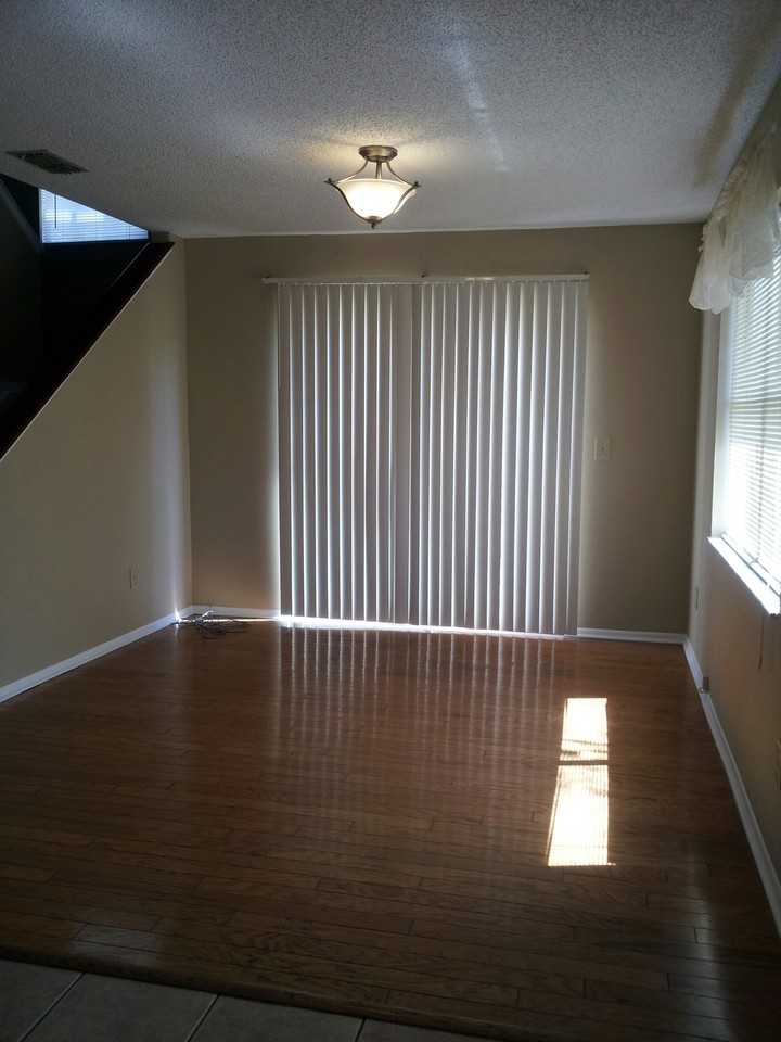 7507 Wakulla Dr - Photo 4 of 14