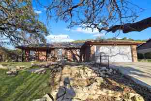 2213 Phyllis Dr - Photo 1 of 1