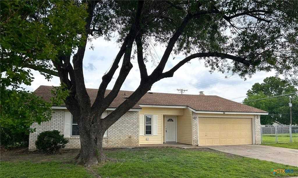 2006 Ruiz Dr