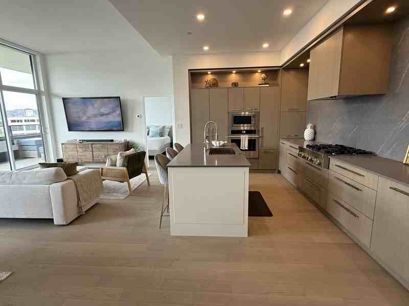 3389 Lakeshore Rd #602 - Photo 5 of 50