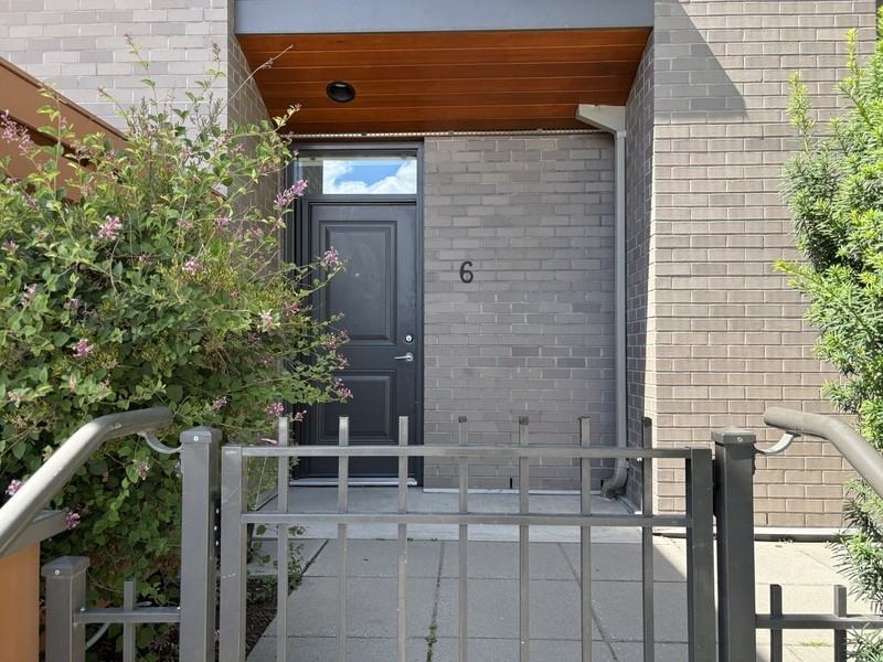 1550 Dickson Ave #6 - Photo 2 of 34