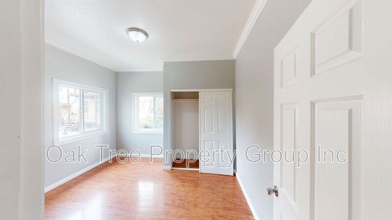 884 32nd St #884 - Photo 7 of 24