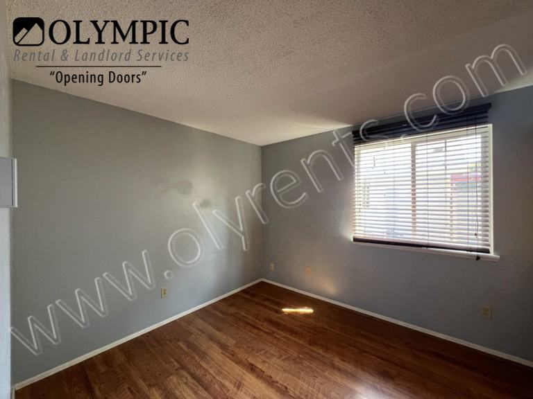 4940 Cottage Ln Se - Photo 7 of 18