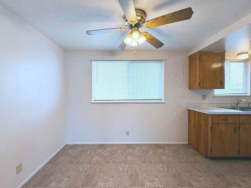 345 Moore St - Photo 7 of 25