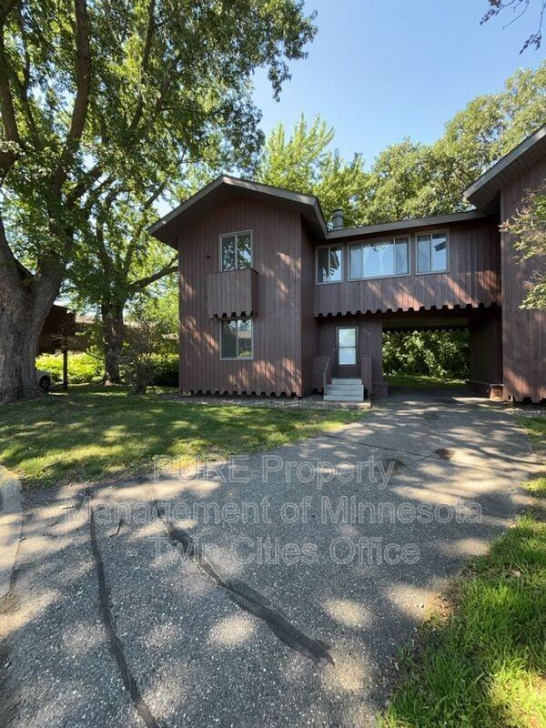 1514 N Timber Rdg - Photo 2 of 23