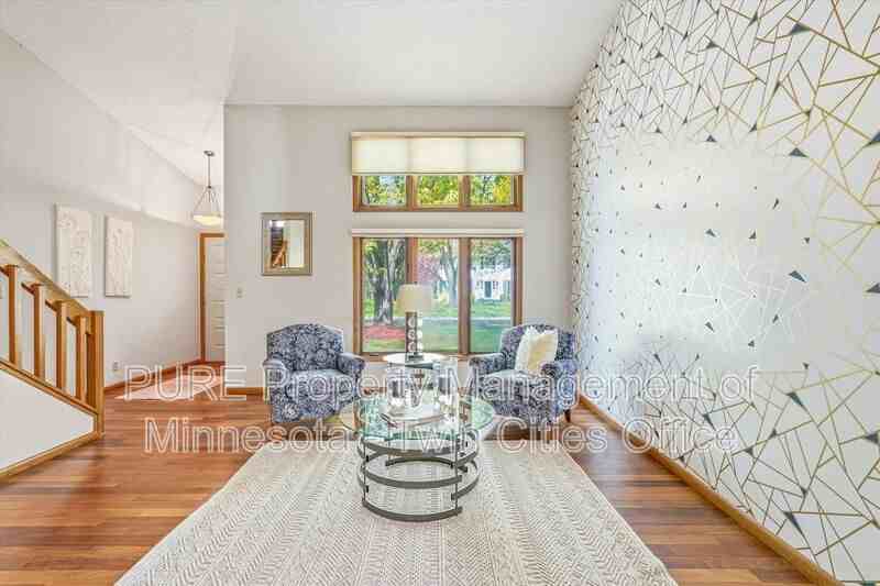 10247 Nottingham Trl - Photo 5 of 49