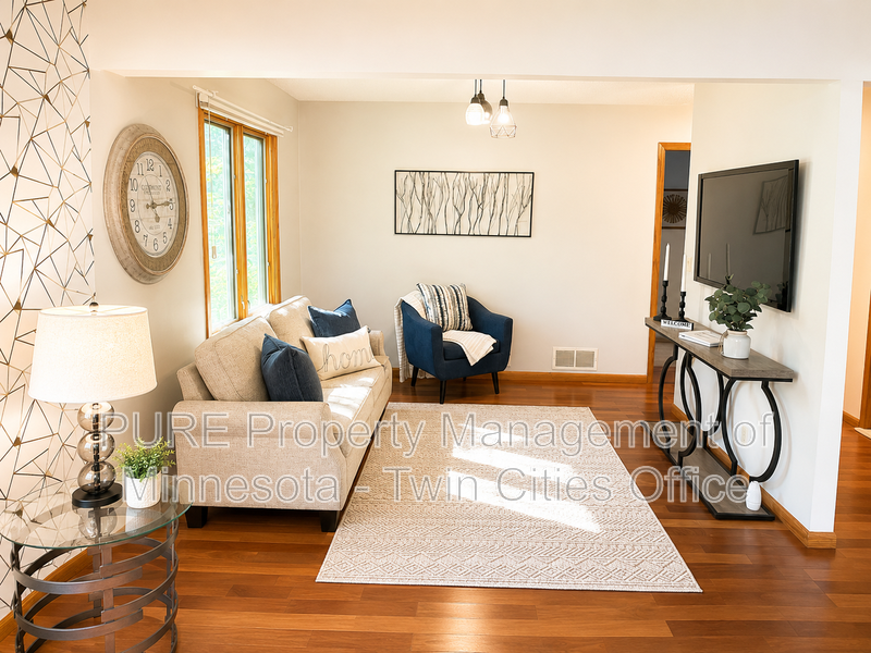 10247 Nottingham Trl - Photo 7 of 49