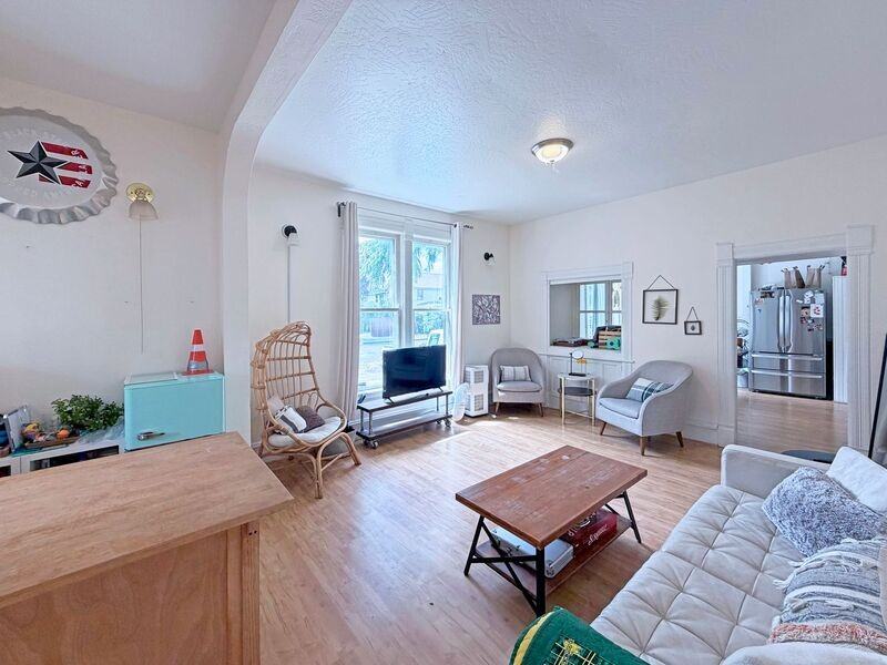 1588 Patterson St - Photo 2 of 25