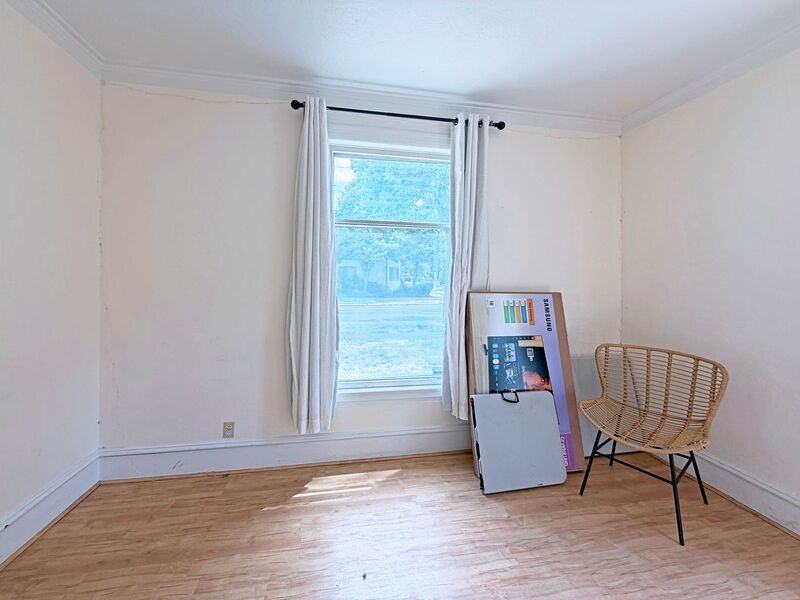1588 Patterson St - Photo 4 of 25