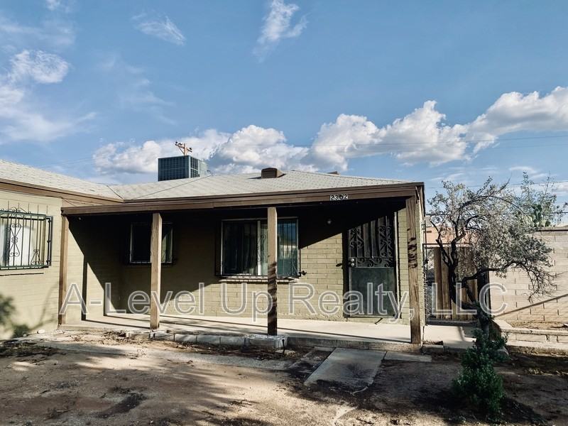 2302 E Monterey Vis - Photo 2 of 19