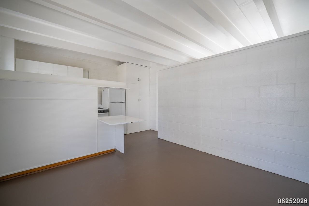 629 Piikoi St #L - Photo 5 of 16