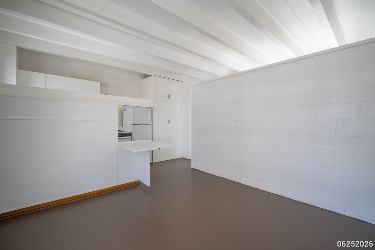 629 Piikoi St #L - Photo 6 of 16