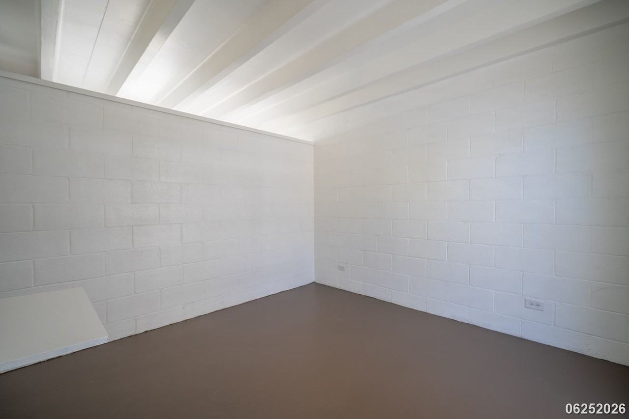 629 Piikoi St #L - Photo 7 of 16