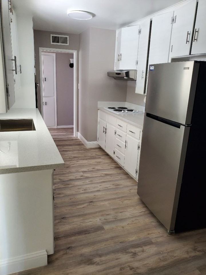 2227 S Terrace St - Photo 2 of 12