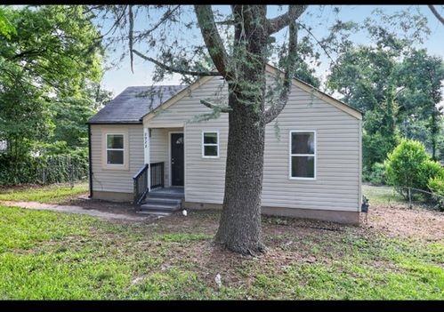 2922 Whistler Ln - Photo 4 of 26