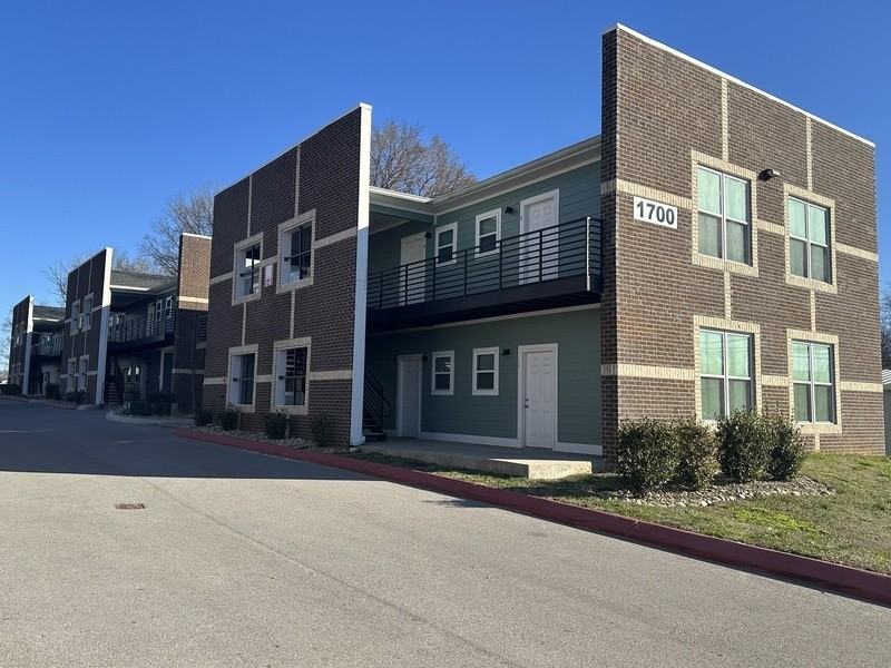 1700 Hampshire Pike #D23 - Photo 2 of 13