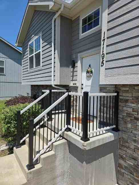 17195 S Pratt St #NA - Photo 2 of 11
