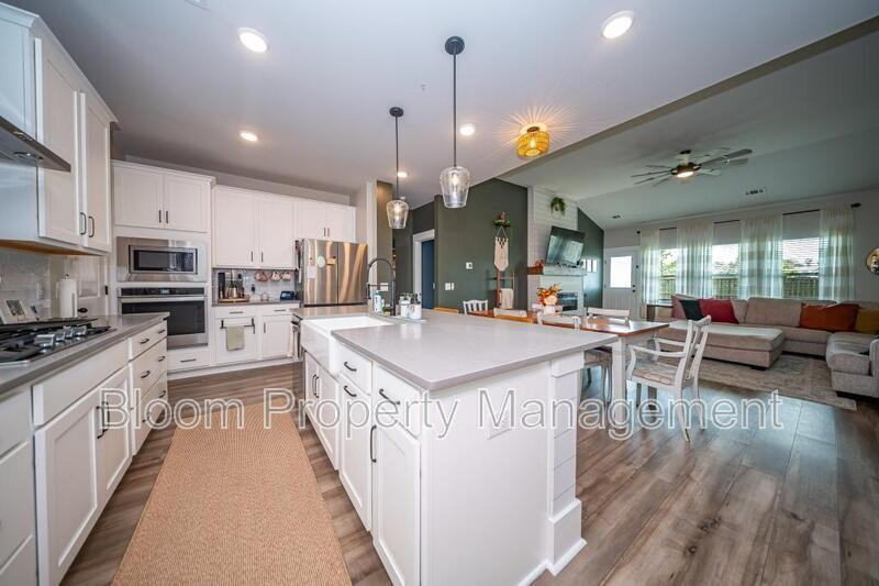 5008 Cedar Brush Ct - Photo 4 of 50