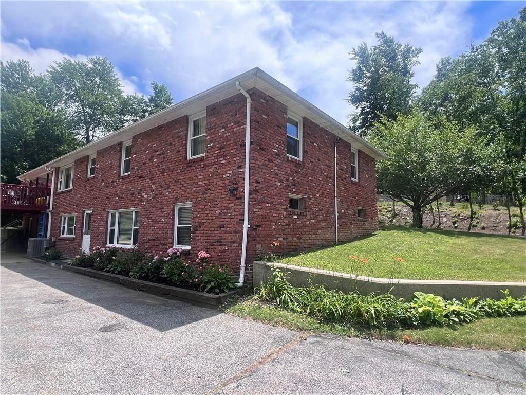 77 Victoria St - Photo 2 of 14