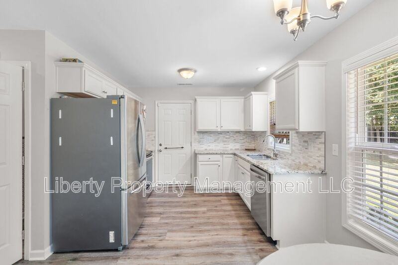 21 Sawtooth Oak Cir - Photo 6 of 17