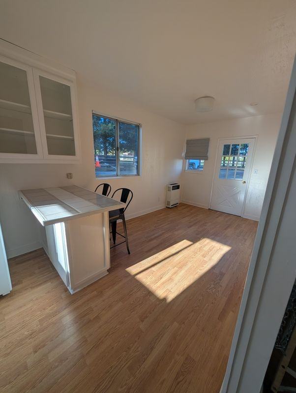 350 Primrose Ln - Photo 5 of 5