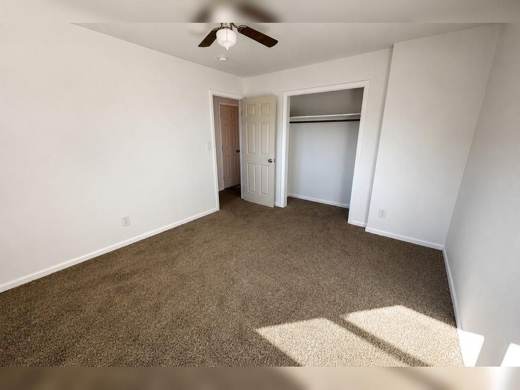 1033 Highway 155 N ##B - Photo 2 of 22
