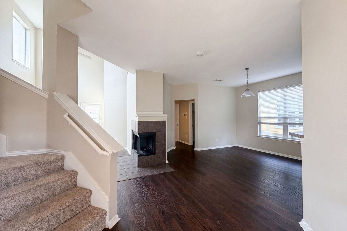 1414 Kingston Pl - Photo 6 of 15