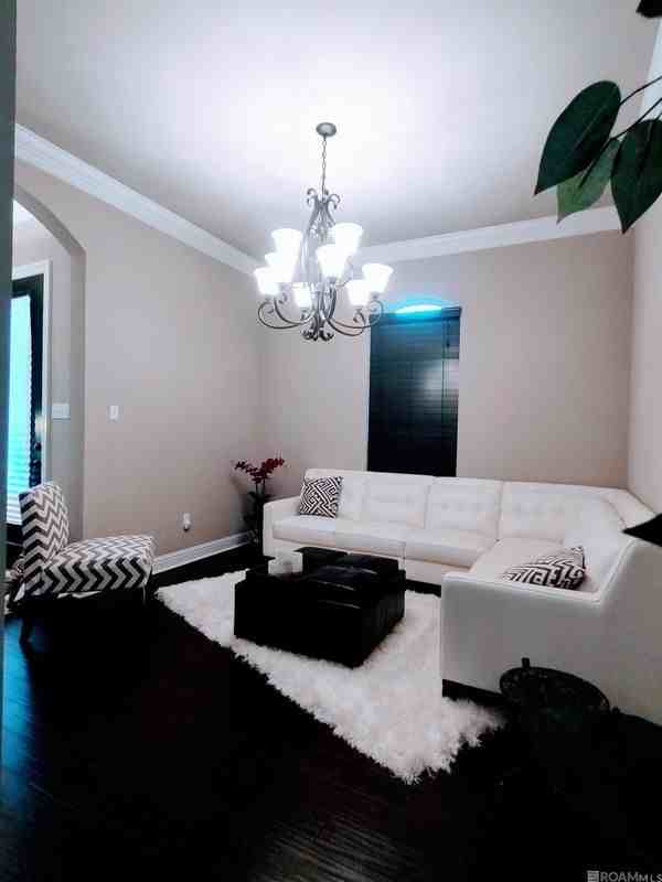 18081 Old Trail Dr - Photo 5 of 20