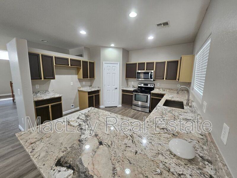 25850 W Pleasant Ln - Photo 4 of 25