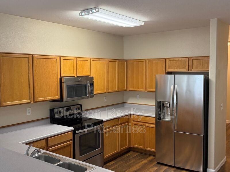 2388 Sapphire Ridge Way - Photo 6 of 19