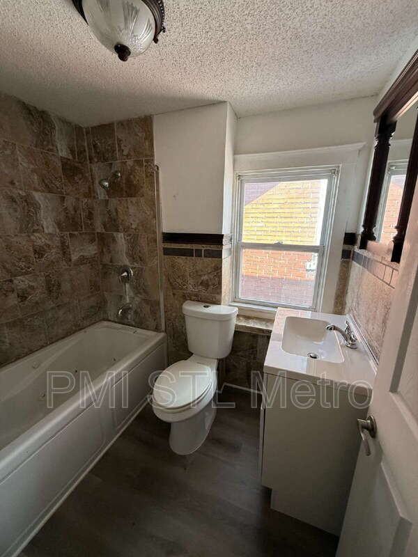 5952 Kennerly Ave - Photo 5 of 9