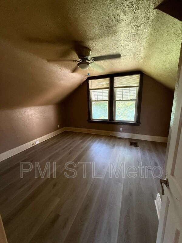 5952 Kennerly Ave - Photo 6 of 9