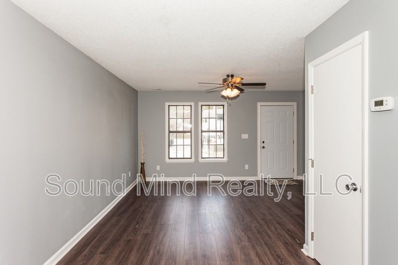 2809 Ferret Ct - Photo 6 of 24