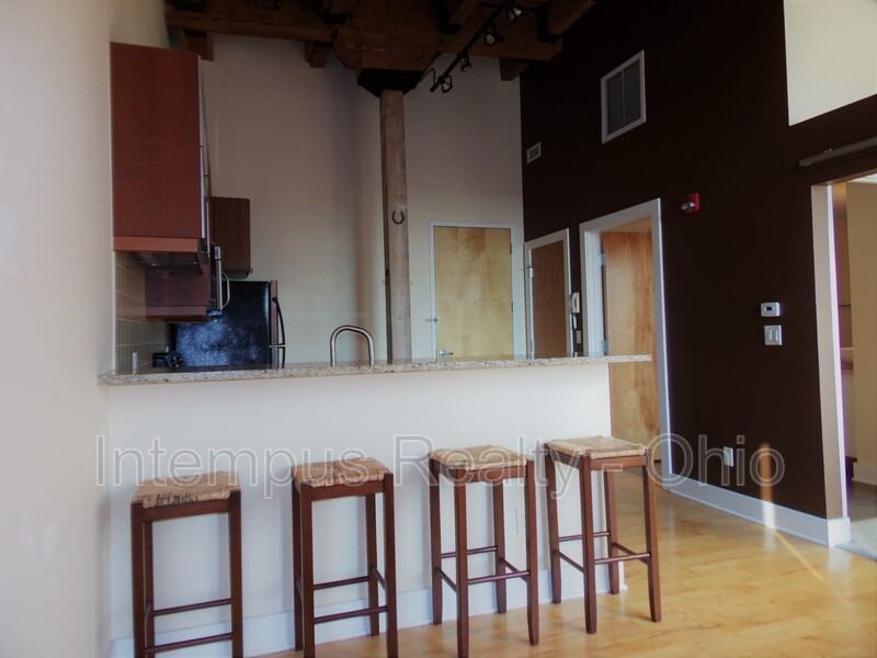 150 E Main St #611 - Photo 4 of 20