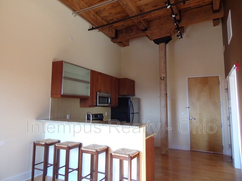 150 E Main St #611 - Photo 6 of 20