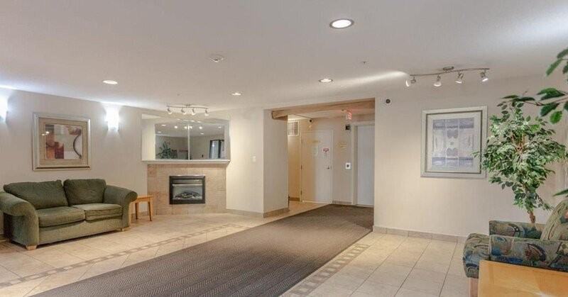 9938 104 St Nw #205 - Photo 2 of 13