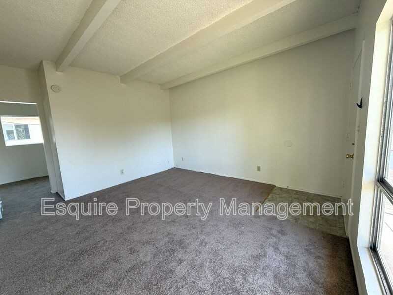 2050 N Ventura Rd #6 - Photo 3 of 14