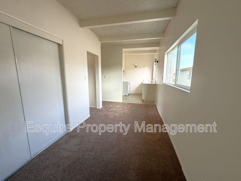 2050 N Ventura Rd #6 - Photo 6 of 14