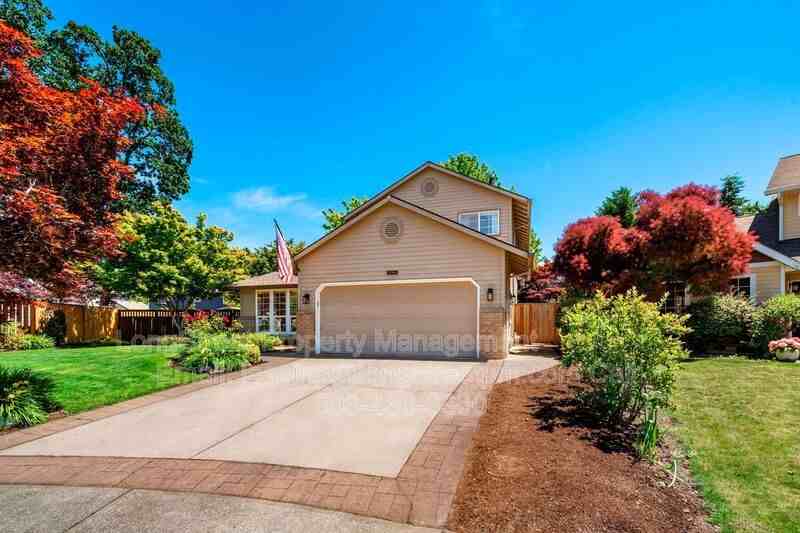 3144 Ne 2nd Ct - Photo 2 of 50