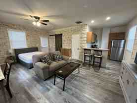 2226 Knickerbocker Dr - Photo 1 of 1