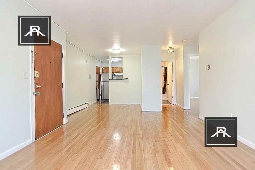 44 Adams St #C7 - Photo 3 of 10