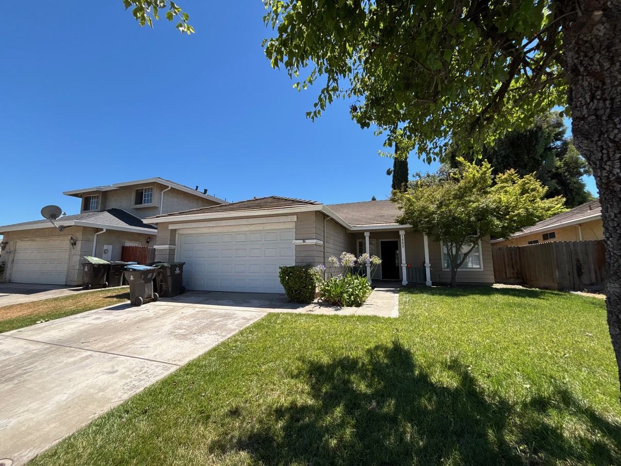 1082 Brick And Tile Cir #NA