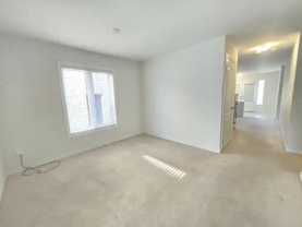 384 Windfields Farm Dr W - Photo 1 of 1