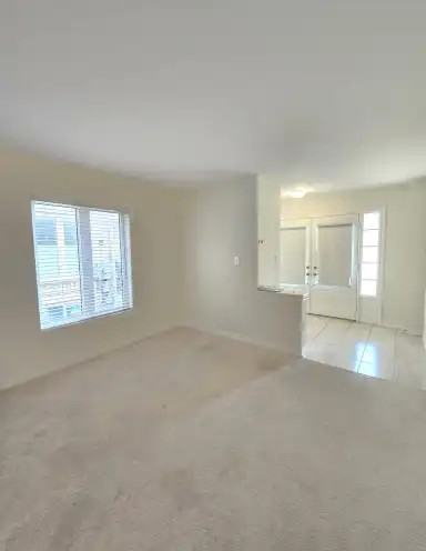 384 Windfields Farm Dr W - Photo 5 of 30