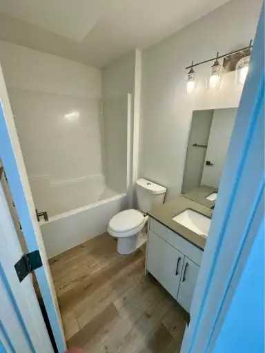 351 Kildare Ave W #A - Photo 3 of 11