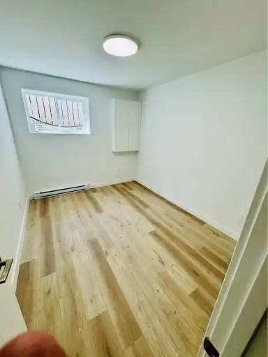 351 Kildare Ave W #A - Photo 5 of 11